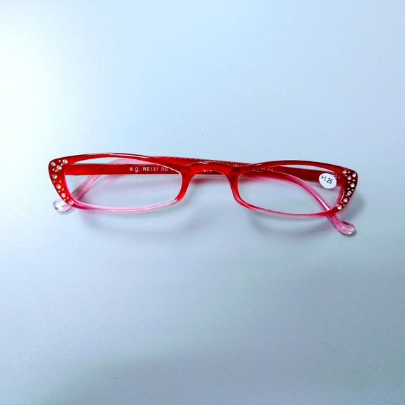 Bright Pink Reading Glasses - Picture 1 of 12